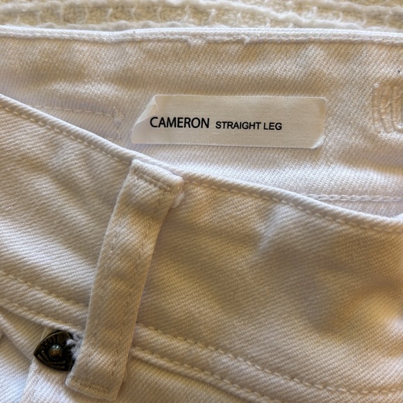 Kut from the Kloth white cropped Jeans. Cameron straight leg. Mid rise - Picture 4 of 14